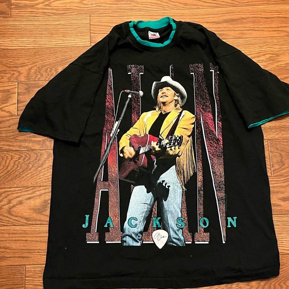 90s Alan Jackson concert tee